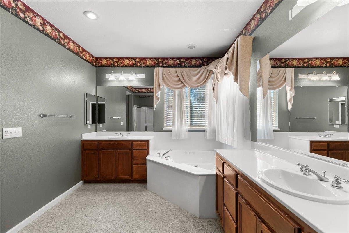 2050 Geneva Way Manteca, CA 95337 - Photo 54 of 68