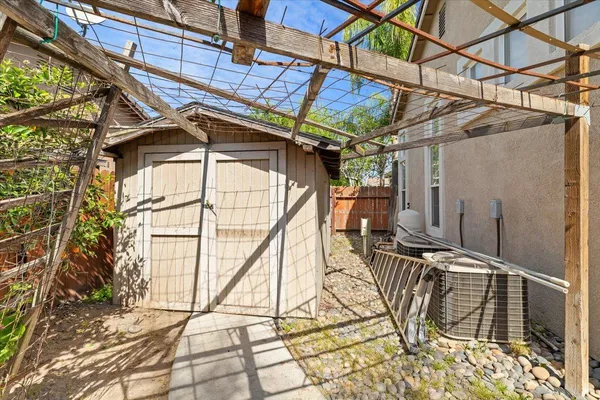 $729,000 | 2050 Geneva Way, Manteca, CA 95337