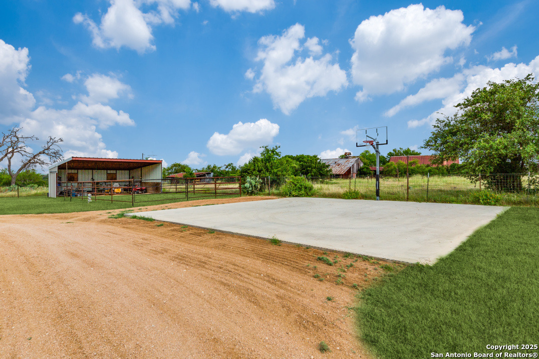 121 A Bartel Road Comfort, TX 78013 - Photo 19 of 26