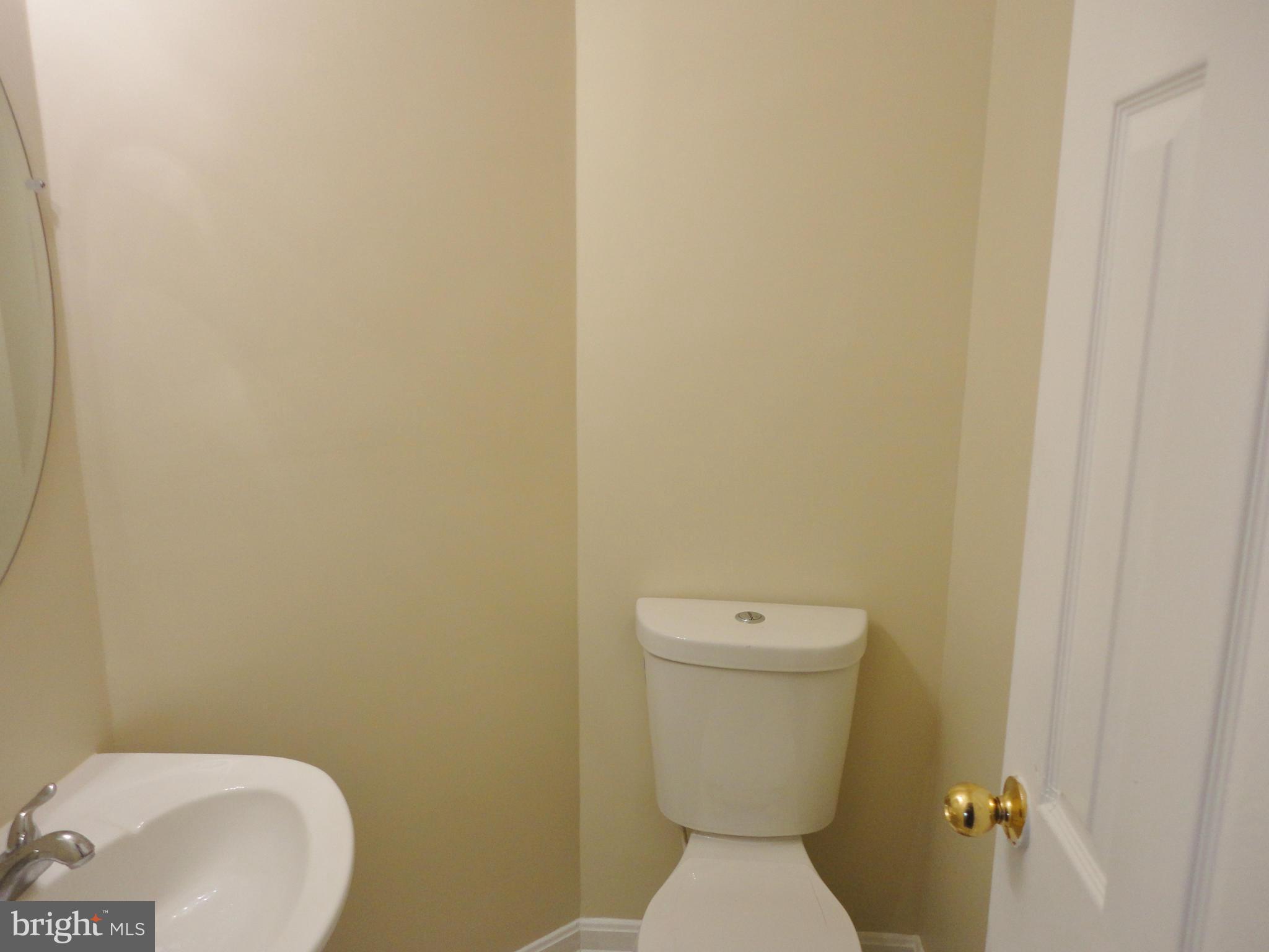12011 Amber Ridge Circle Germantown, MD 20876 - Photo 14 of 15 Bath