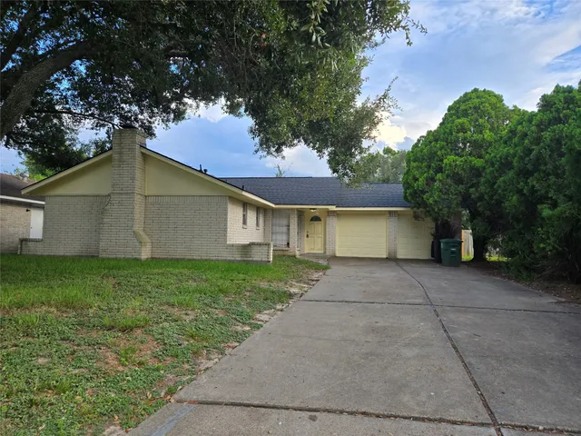 $219,500 | 7731 Deadwood Drive, Houston, TX 77040