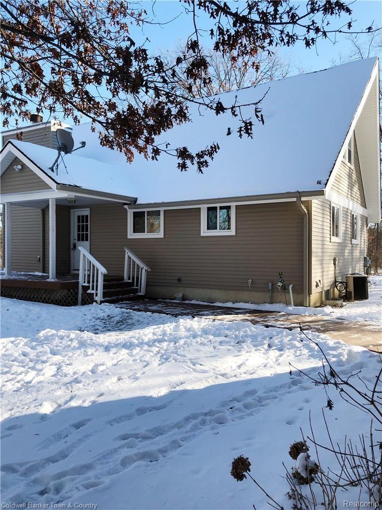 875 Francis Road Howell, MI 48843 - Photo 65 of 72 A739CAC1-8B1D-4936-ABAF-8D17AC38545D.JPG