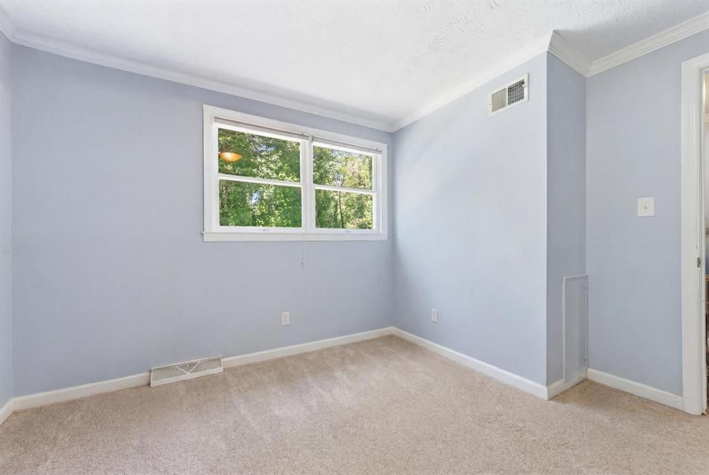 571 Flower Hl Road Pittsburgh, PA 15238 - Photo 12 of 26 Gallery Image 12