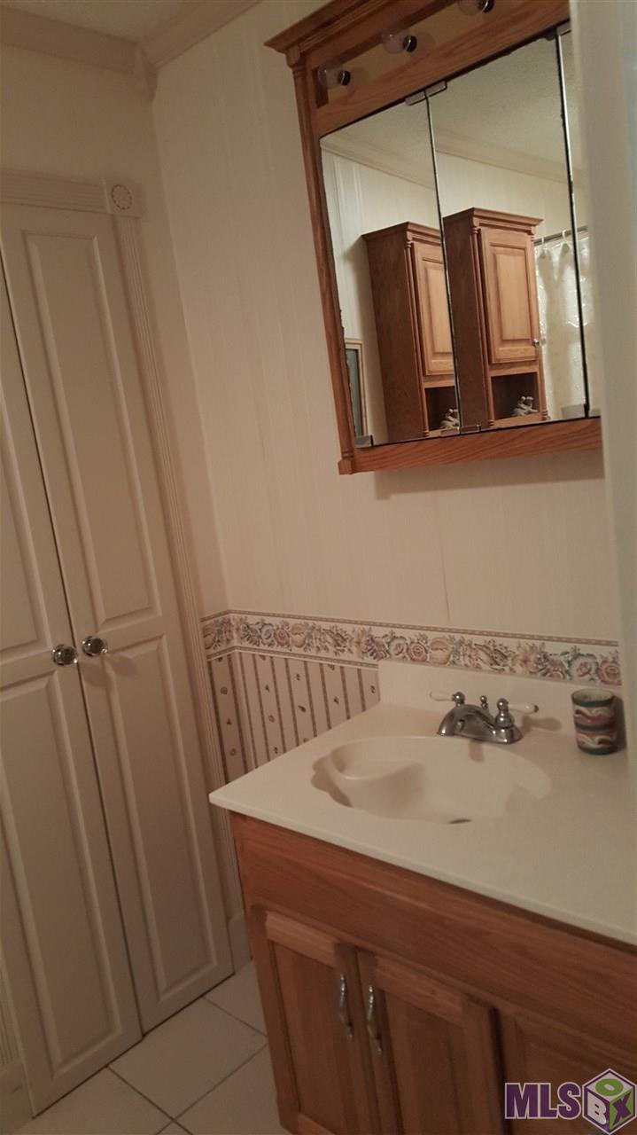 1746 Potwin Drive Baton Rouge, LA 70810 - Photo 3 of 7 Gallery Image 3
