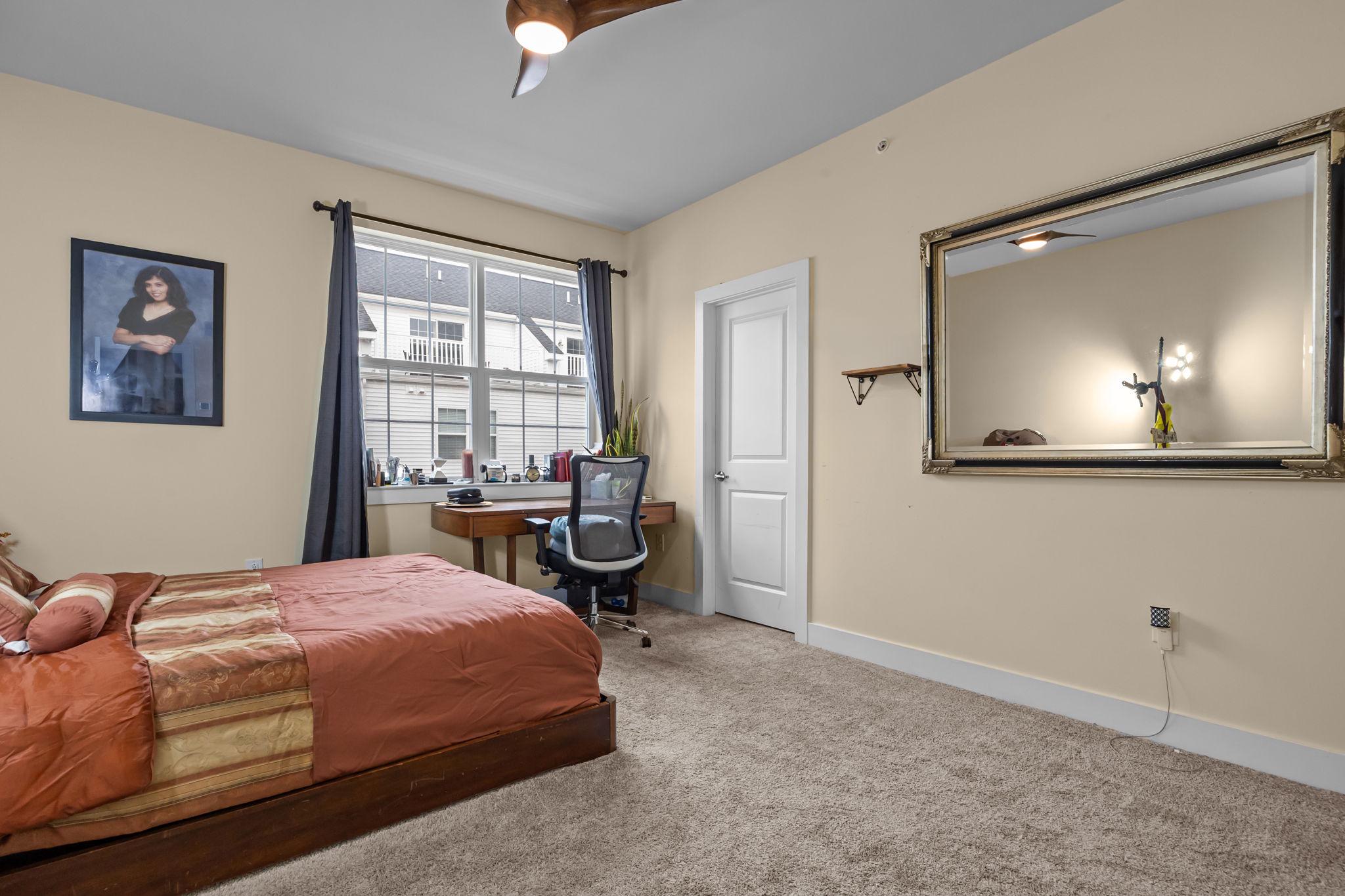 108 Annapolis Street Bensalem, PA 19020 - Photo 10 of 22 Primary bedroom w/ensuite bath and walk in closet.