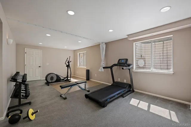 $640,000 | 5932 South Versailles Street, Aurora, CO 80015