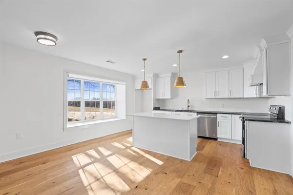 $675,000 | 620 Diffee Road, Moscow, TN 38057