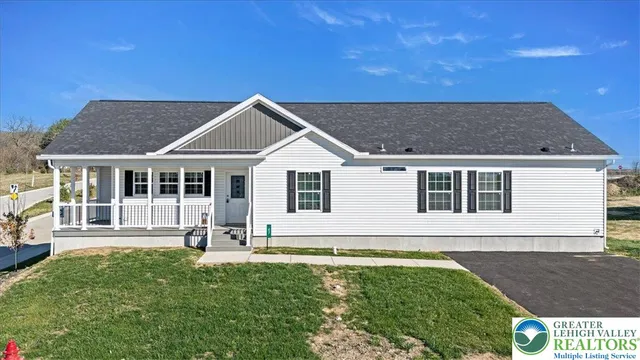 $278,477 | 1412 Heytesbury Road, Walnutport, PA 18088