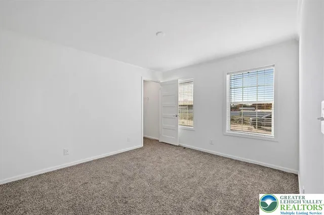 $278,477 | 1412 Heytesbury Road, Walnutport, PA 18088