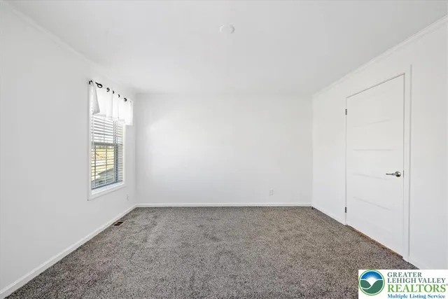 $278,477 | 1412 Heytesbury Road, Walnutport, PA 18088