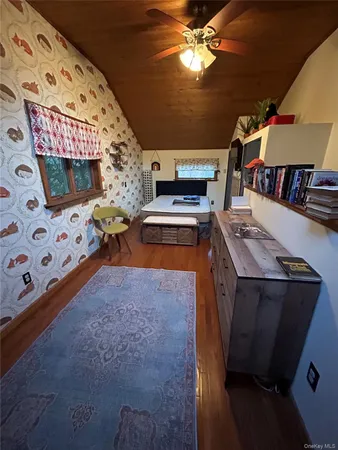 $2,200 | 4 Glendale Road, Greenwood Lake, NY 10925