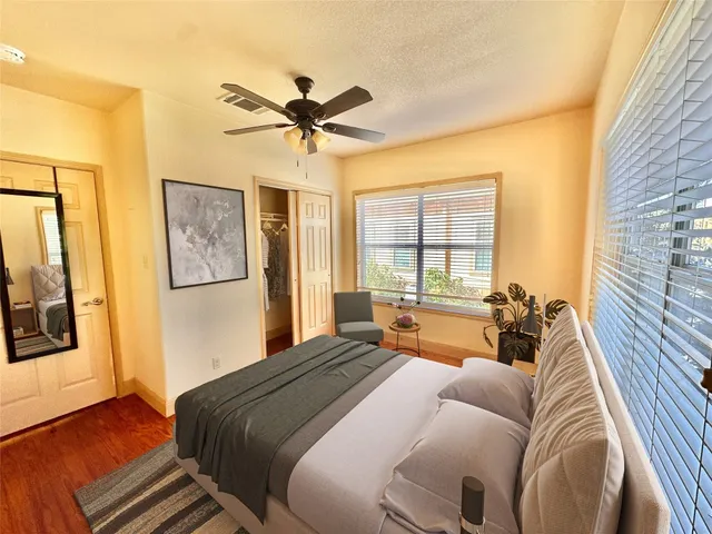 $2,300 | 1707 East 21st Street, Austin, TX 78722