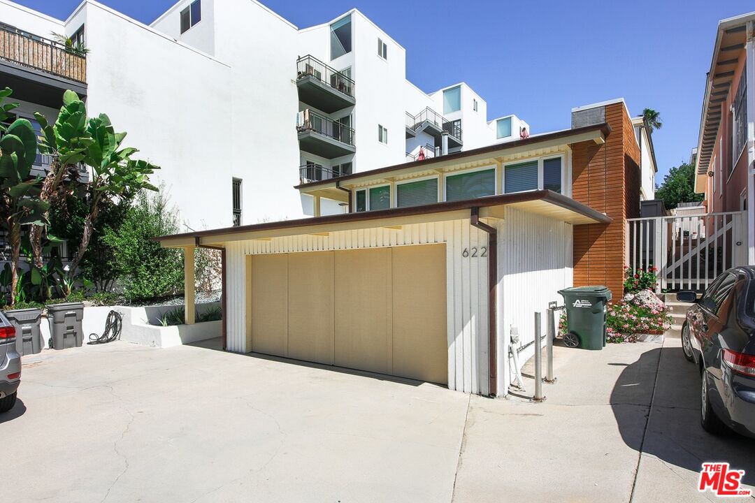 622 Esplanade Redondo Beach, CA 90277 - Photo 2 of 9 a view of a house with many windows