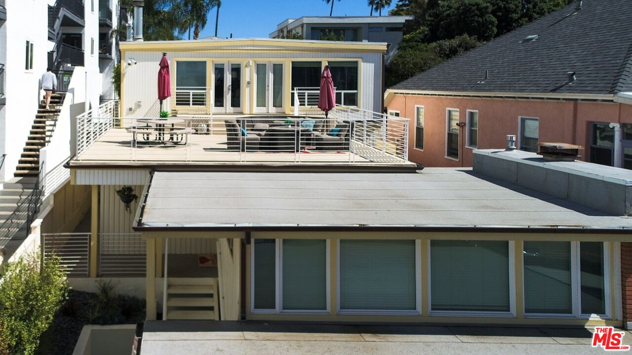 622 Esplanade Redondo Beach, CA 90277 - Photo 3 of 9 a view of house with a outdoor space