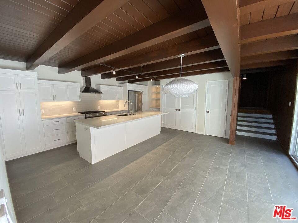 622 Esplanade Redondo Beach, CA 90277 - Photo 6 of 9 a view of a storage & utility room