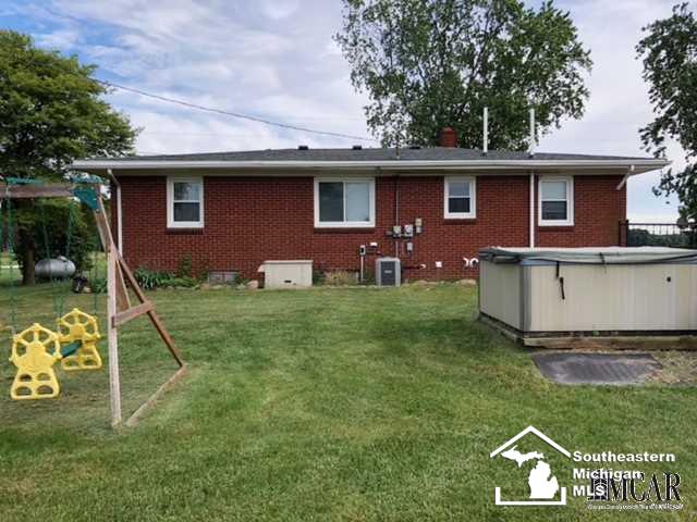11052 Oelke Road Maybee, MI 48159 - Photo 25 of 28 Back of home
