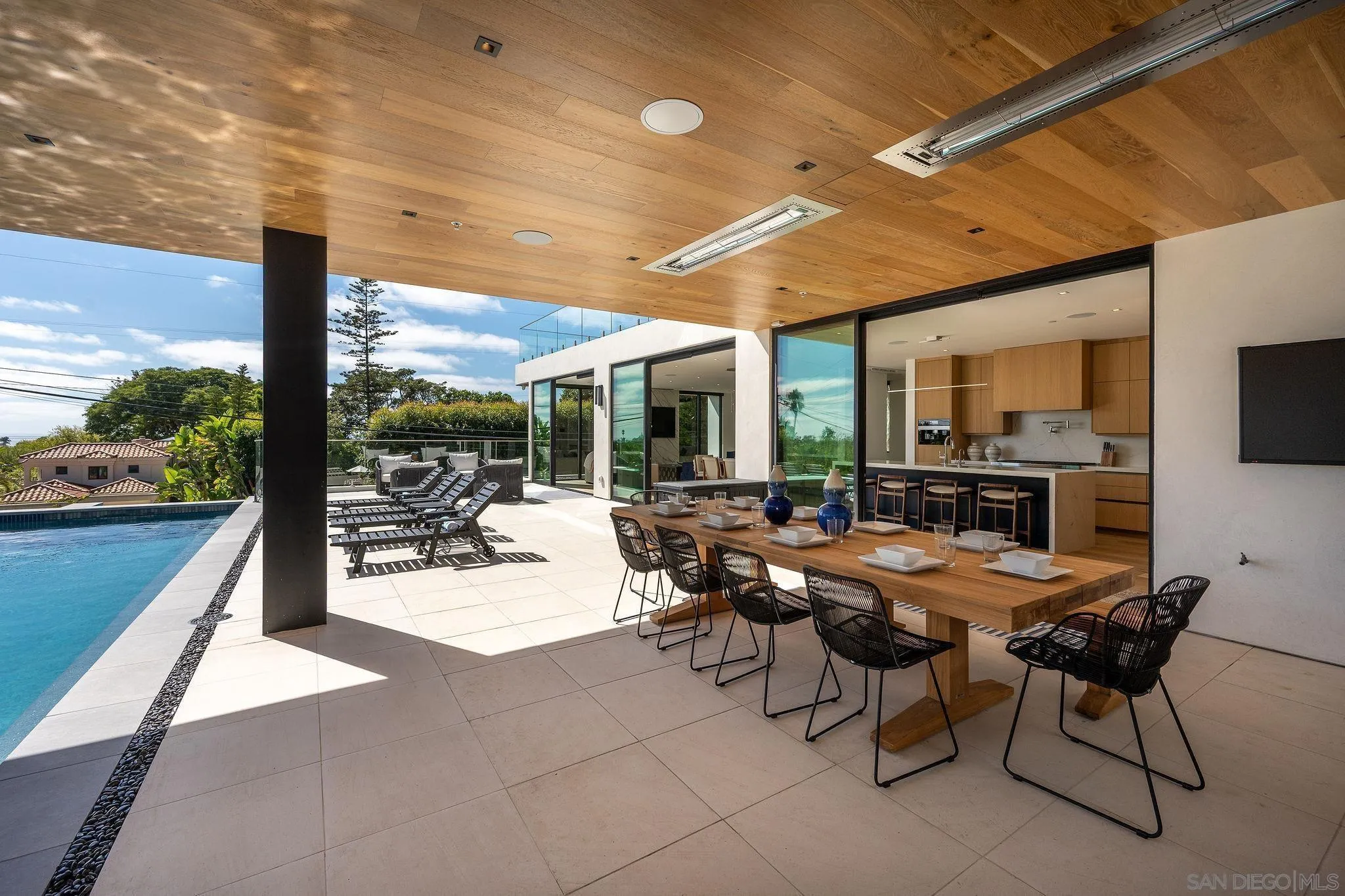 1605 Burgundy Road Encinitas, CA 92024 - Photo 22 of 49