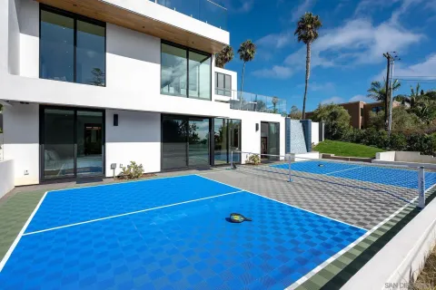 a view of a basket ball ground