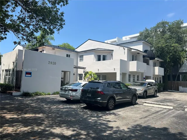 $2,300 | 2918 Bird Avenue, Unit 8, Miami, FL 33133