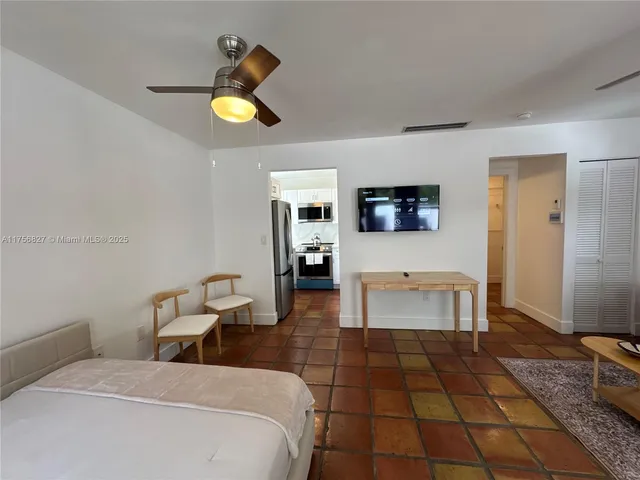 $2,300 | 2918 Bird Avenue, Unit 8, Miami, FL 33133