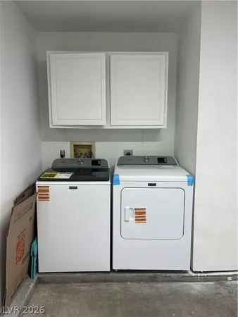 $1,950 | 2408 La Estrella Street, Henderson, NV 89014