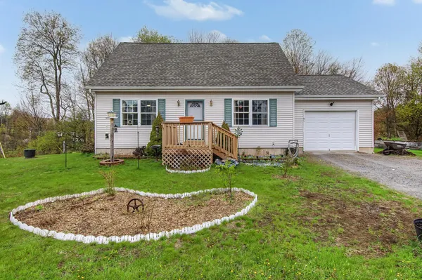 $459,000 | 51 Meadowbrook Lane, Fletcher, VT 05444