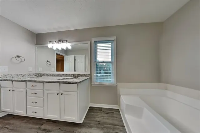 $2,250 | 210 Meadow View Drive, Grayson, GA 30017