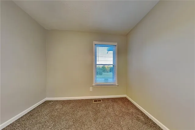 $2,250 | 210 Meadow View Drive, Grayson, GA 30017