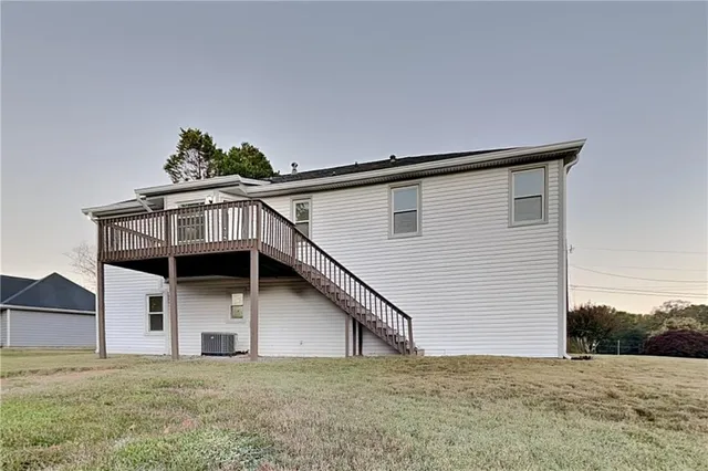 $2,250 | 210 Meadow View Drive, Grayson, GA 30017