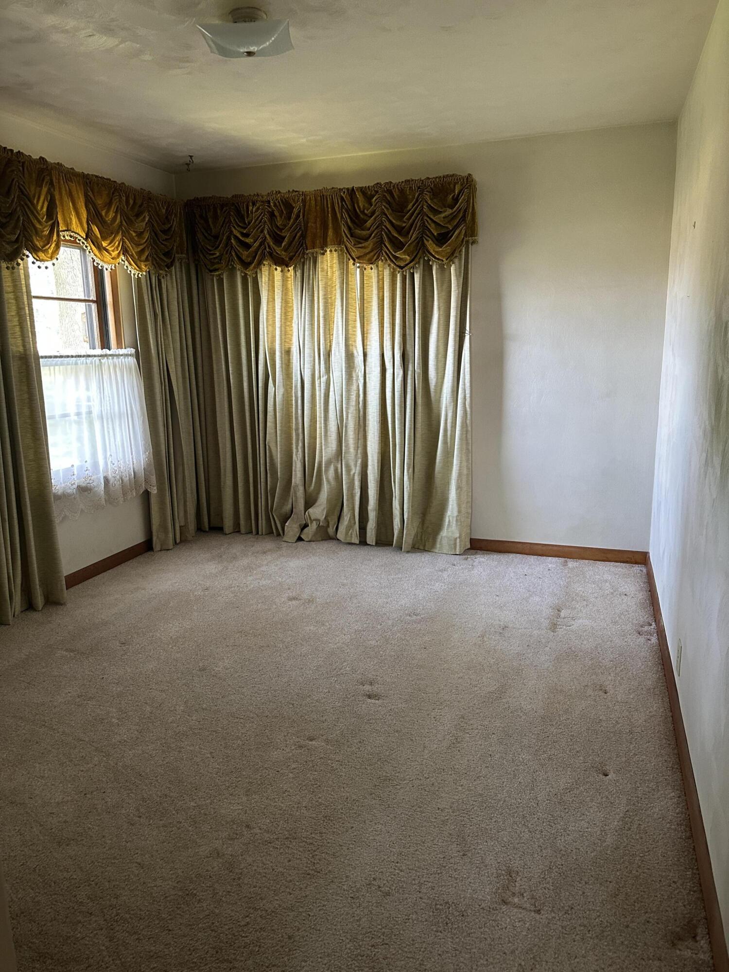 2120 South 3rd Street Niles, MI 49120 - Photo 11 of 16 IMG_1898