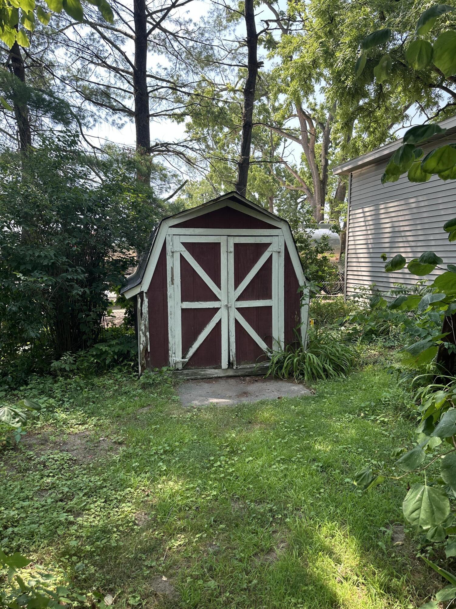 2120 South 3rd Street Niles, MI 49120 - Photo 5 of 16 IMG_1903