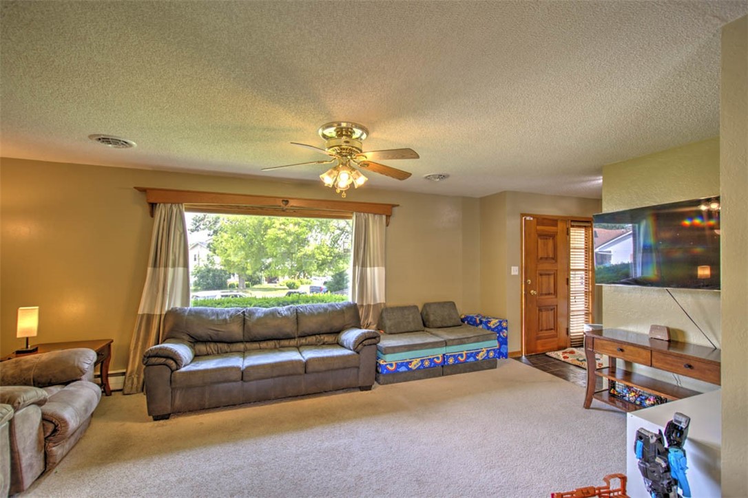 2231 Hoyt Knoll Decatur, IL 62526 - Photo 6 of 26