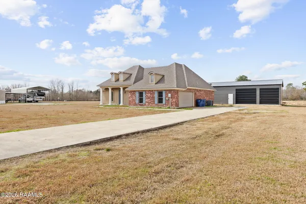 $340,000 | 1287 Meche Road, Rayne, LA 70578