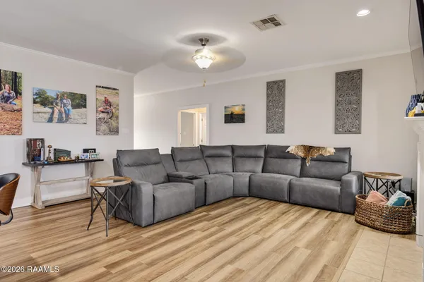 $340,000 | 1287 Meche Road, Rayne, LA 70578