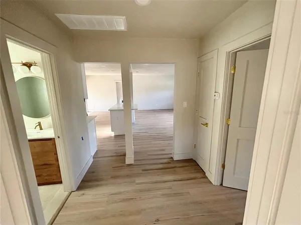 $3,200 | 644 Manor Drive West, Dunedin, FL 34698