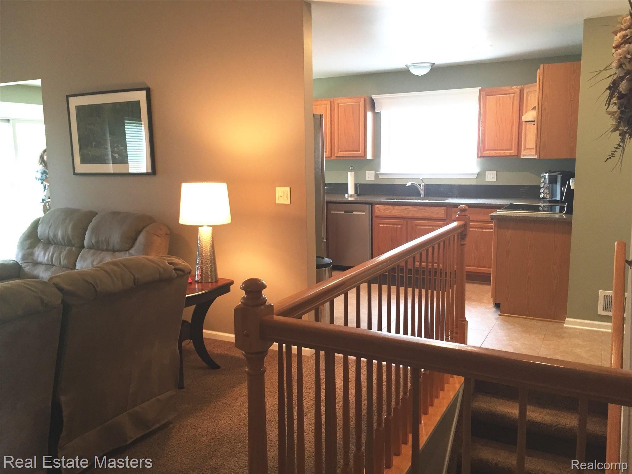 28347 Gamble Road New Baltimore, MI 48047 - Photo 4 of 25 gam15.JPG