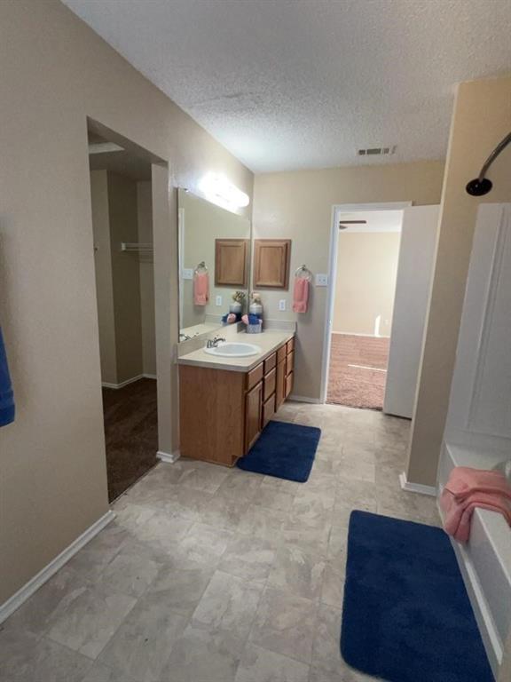 1836 Vineridge Lane Burleson, TX 76028 - Photo 10 of 17