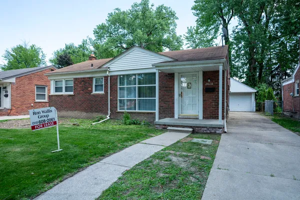 $1,650 | 2631 Woodside Street, Dearborn, MI 48124