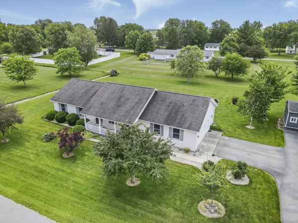 $290,000 | 2039 Oakview Drive, Urbana, OH 43078