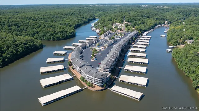 $319,900 | 611 Lazy Days Road, Unit X10, Osage Beach, MO 65065