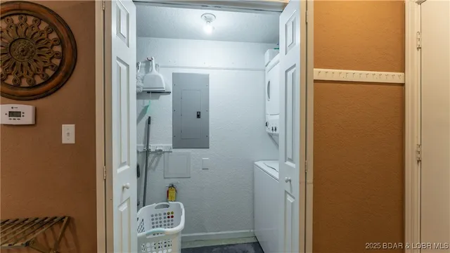 $319,900 | 611 Lazy Days Road, Unit X10, Osage Beach, MO 65065