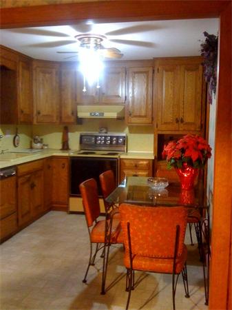 75 Flagg Road Southborough, MA 01772 - Photo 3 of 7 Gallery Image 3