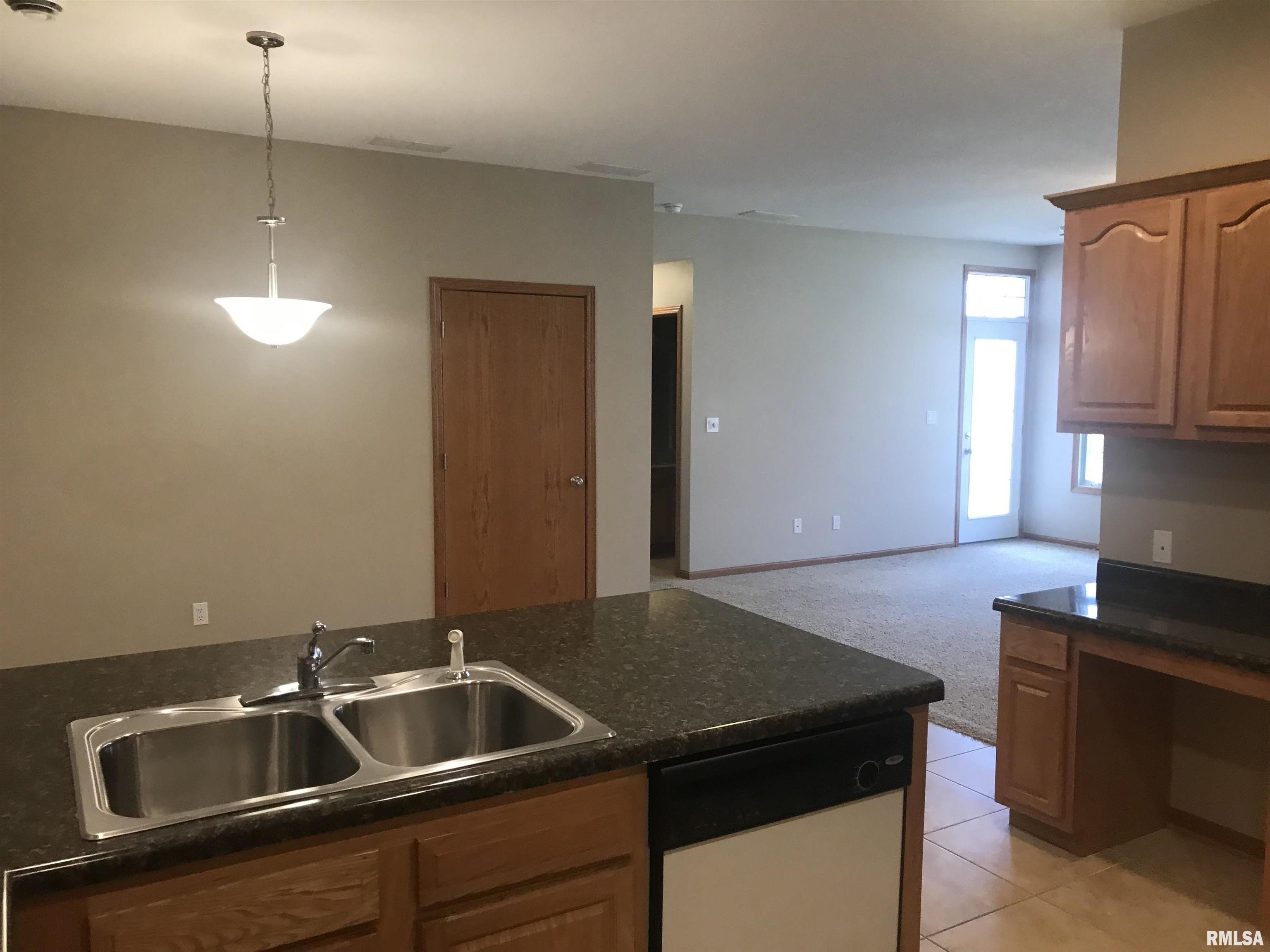 18 Cherry Hill Hampton, IL 61256 - Photo 11 of 20