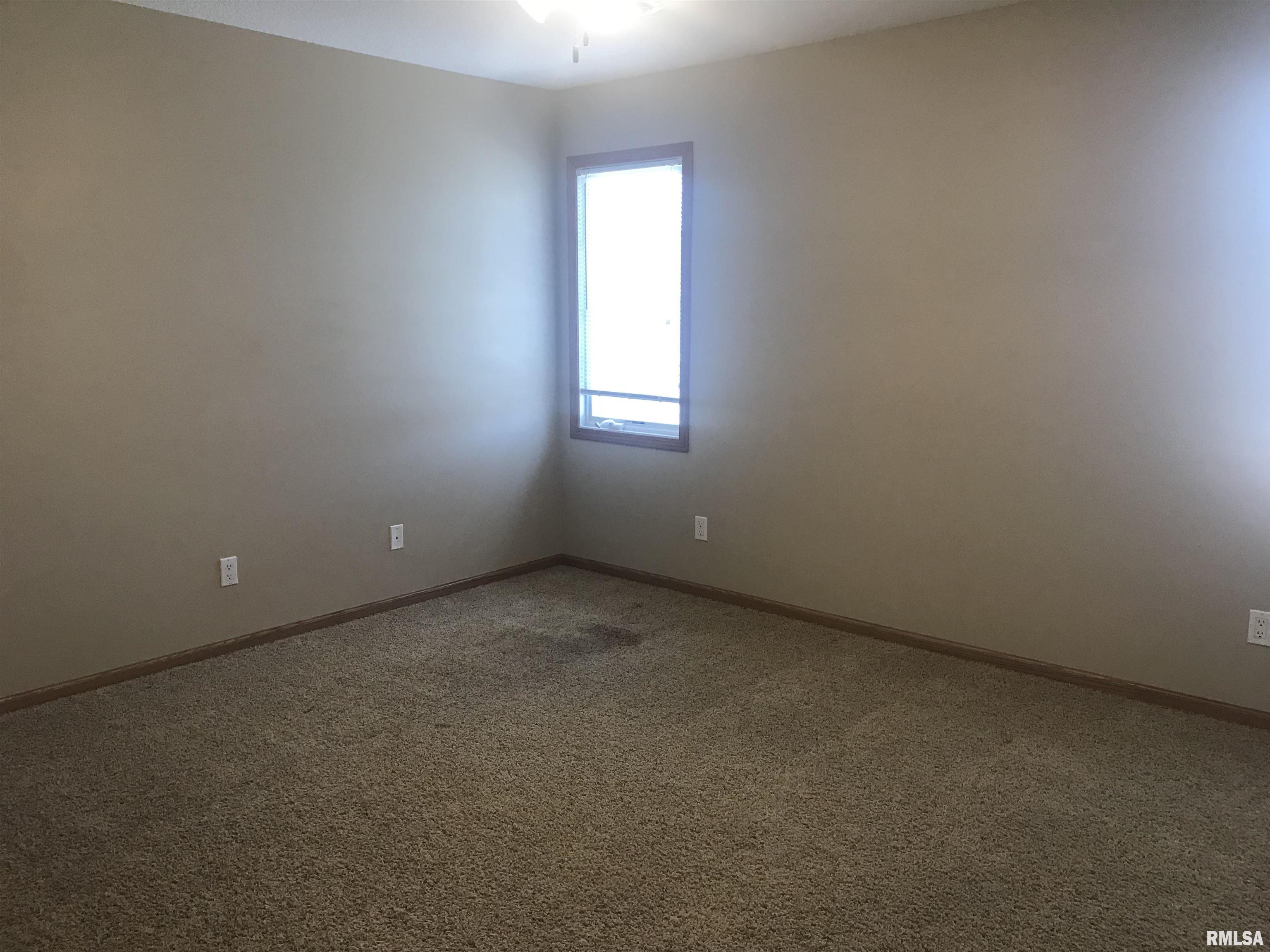 18 Cherry Hill Hampton, IL 61256 - Photo 12 of 20