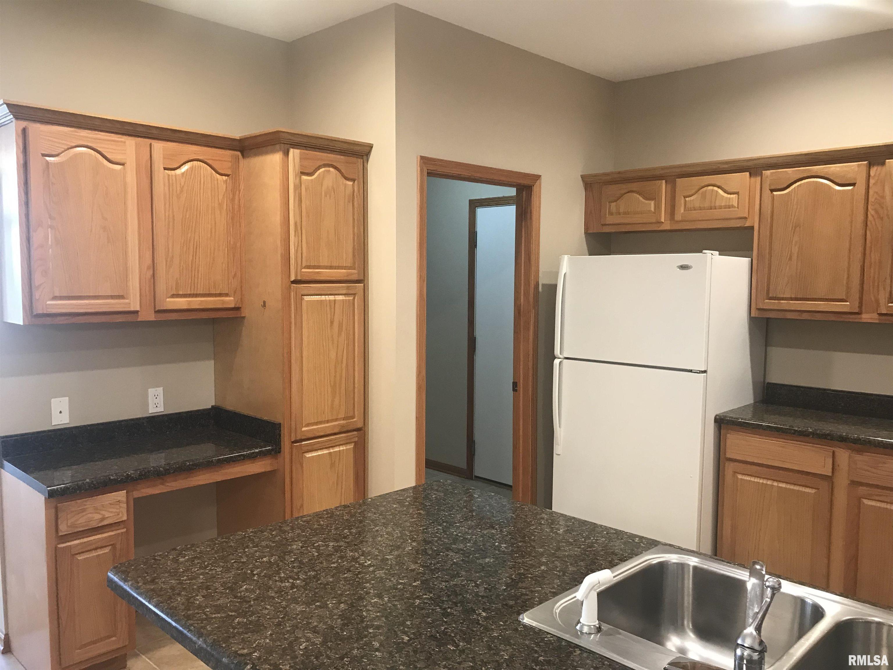 18 Cherry Hill Hampton, IL 61256 - Photo 9 of 20