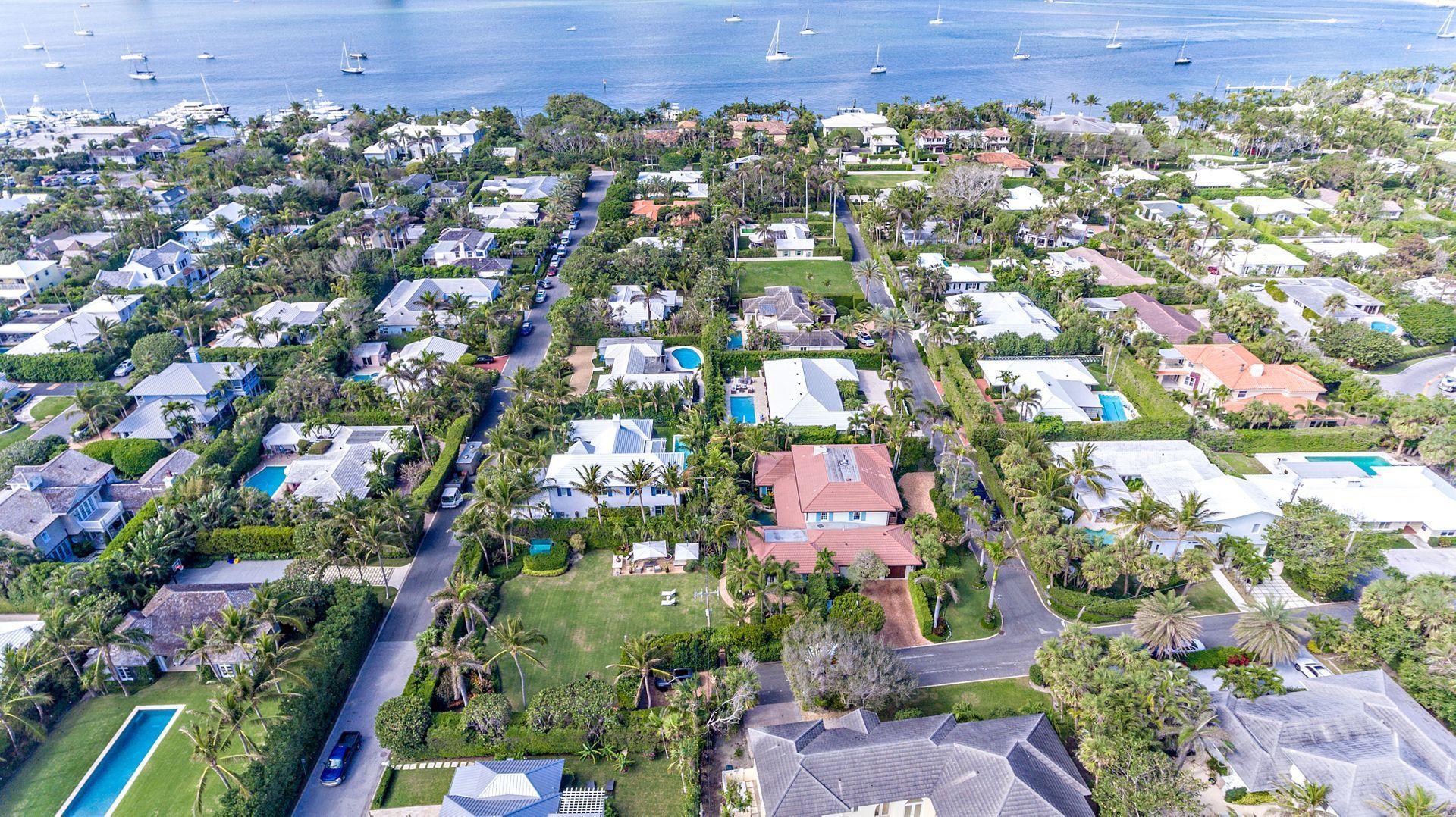 119 Reef Road Palm Beach, FL 33480 - Photo 7 of 10 49