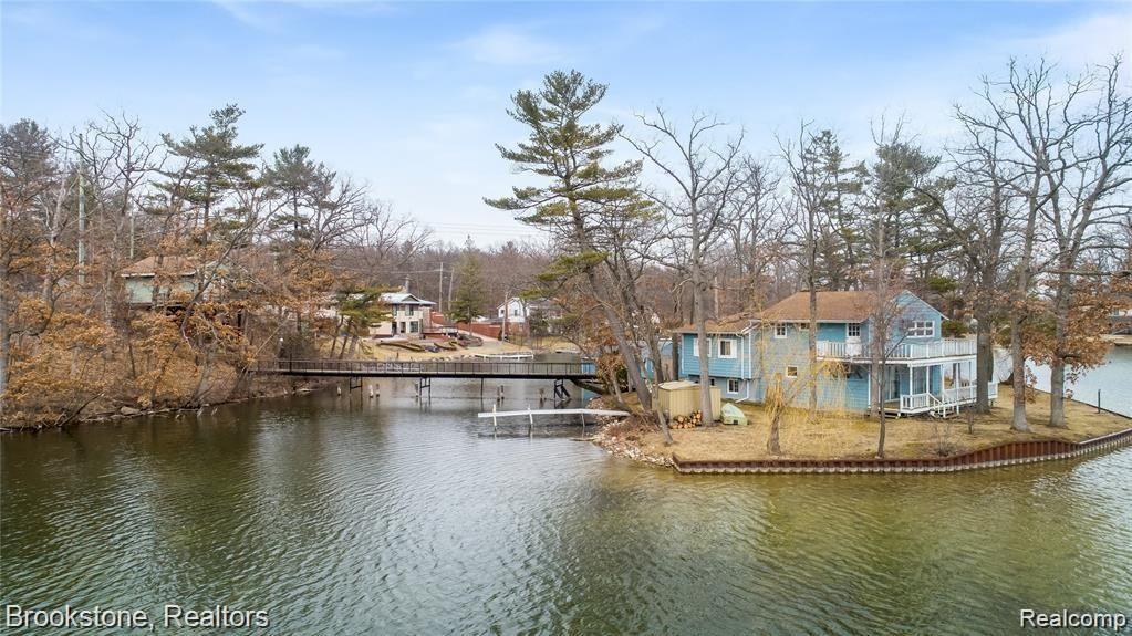 1675 Rochester Road Leonard, MI 48367 - Photo 3 of 62