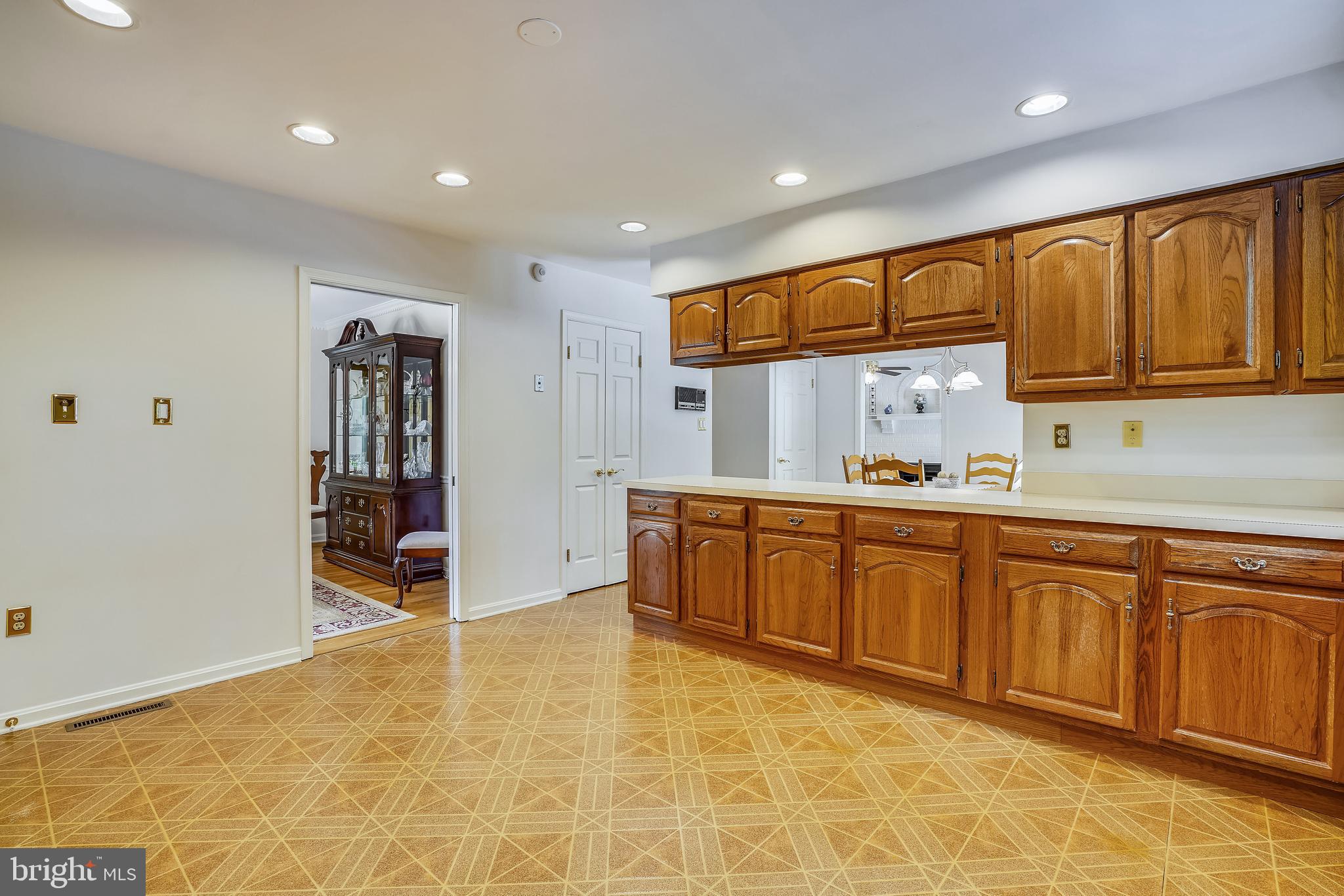 7051 Long View Road Columbia, MD 21044 - Photo 14 of 71 Gallery Image 14