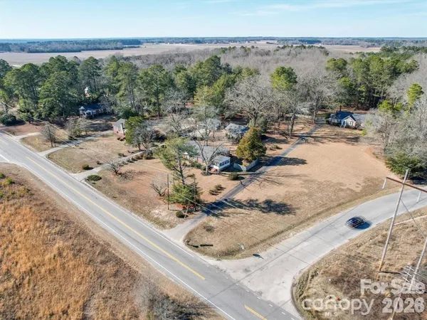 $325,000 | 2228 West Market St Extension, Cheraw, SC 29520