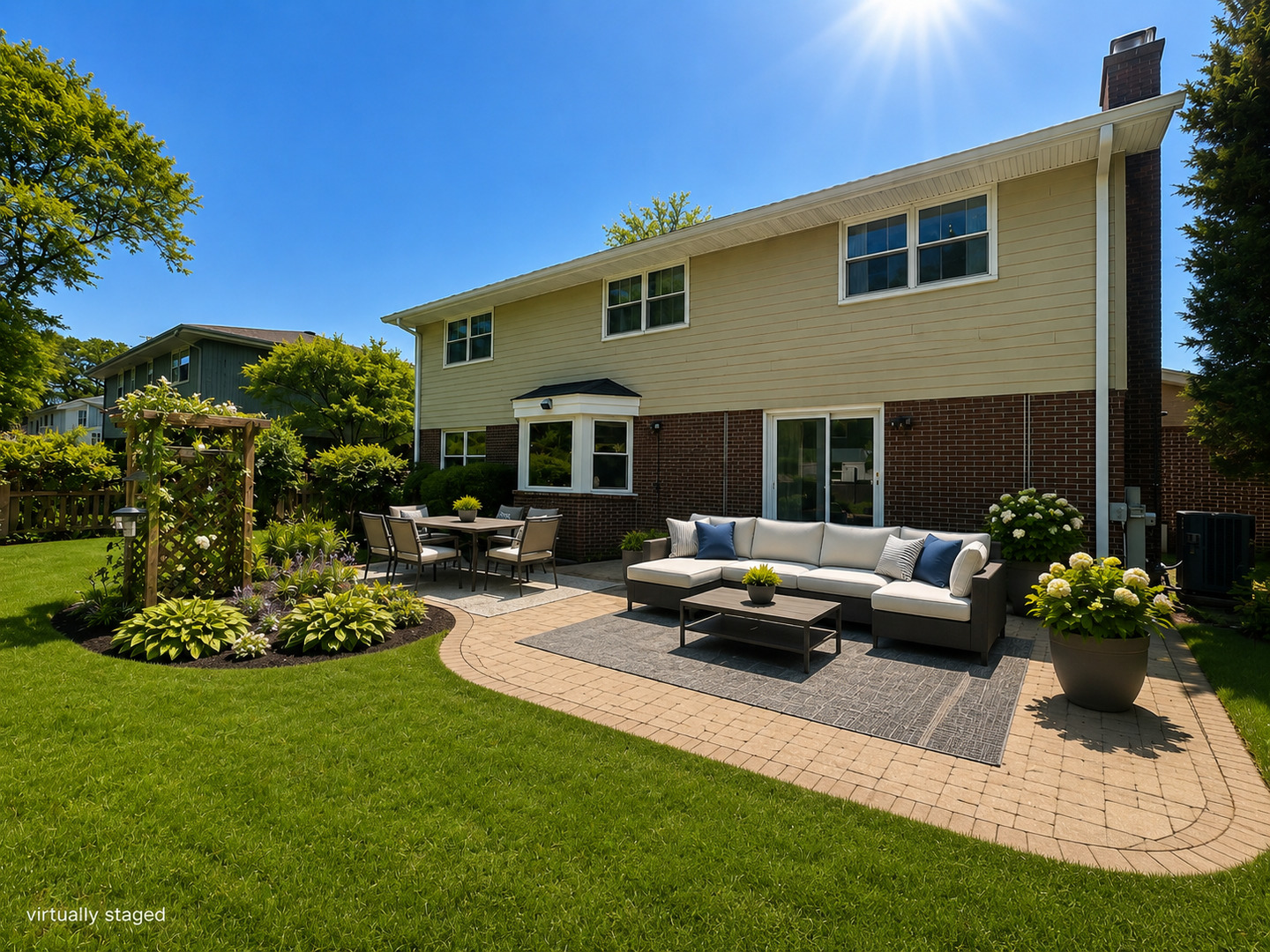 2736 Covert Road Glenview, IL 60025 - Photo 2 of 19 Gallery Image 2